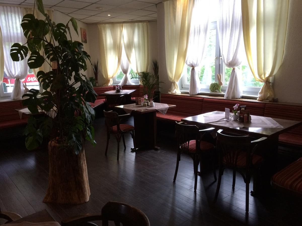 Hotel Restaurant Hohe Tanne Grossbreitenbach Exteriér fotografie